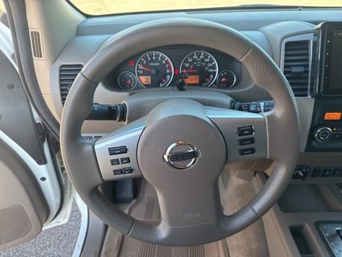 Used 2015 Nissan Frontier SV w/ SV Value Truck Package image 24