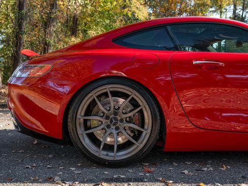 Used 2016 Mercedes-Benz AMG GT S image 10