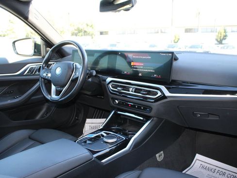 Used 2023 BMW i4 eDrive40 RWD image 11