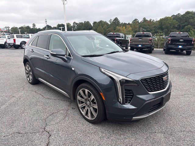 Used 2019 Cadillac XT4 Premium Luxury FWD image 1