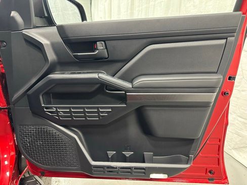 Used 2025 Toyota 4Runner SR5 image 55