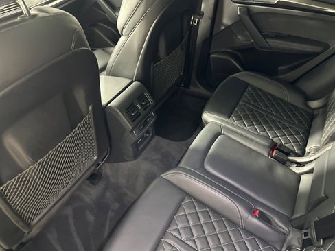 Used 2023 Audi SQ5 Premium Plus w/ Premium Plus Package image 11