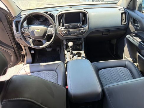 Used 2022 Chevrolet Colorado Z71 w/ Safety Package AWD/4WD image 14