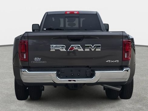 New 2026 RAM 3500 Big Horn AWD/4WD image 6