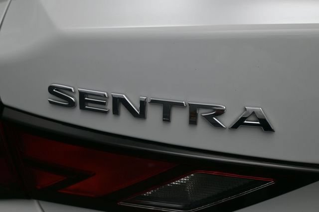 Used 2025 Nissan Sentra SV FWD image 15