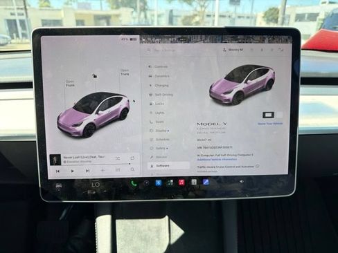 Used 2022 Tesla Model Y Long Range AWD/4WD image 9