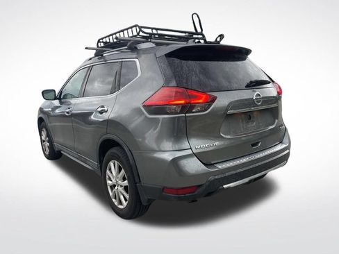 Used 2017 Nissan Rogue SV AWD/4WD image 5