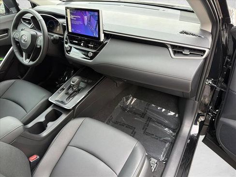 New 2026 Toyota Corolla Cross XLE image 24