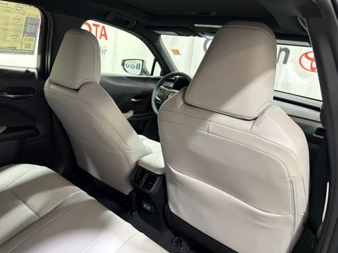 Used 2026 Lexus UX 300h AWD w/ Accessory Package (Z1) image 14