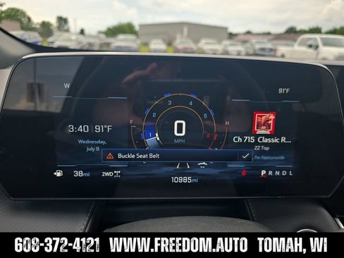 Used 2026 Chevrolet Equinox LT AWD/4WD image 14