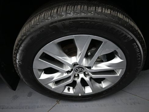 Certified 2024 Toyota RAV4 XLE Premium image 13