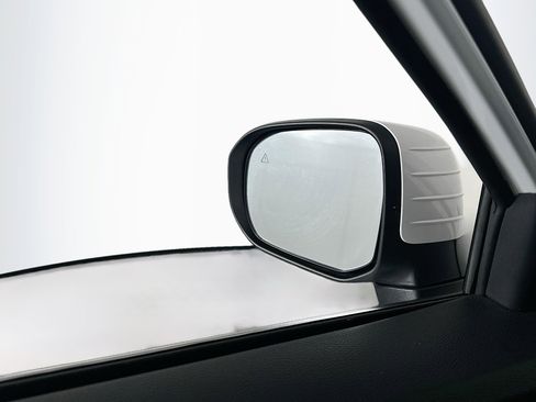 Used 2025 Kia Telluride S image 16