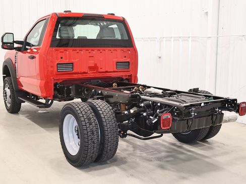 New 2026 Ford F550 4x4 Regular Cab Super Duty image 6
