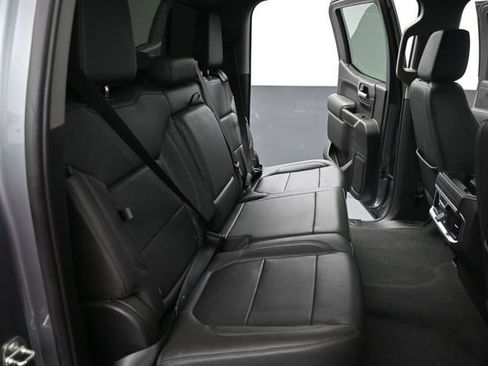 Used 2021 GMC Sierra 1500 SLT AWD/4WD image 15