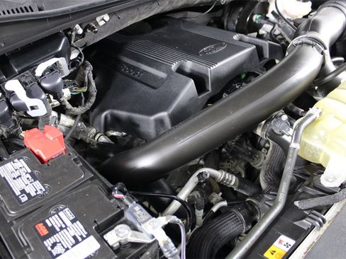 Used 2020 Ford F150 XLT image 15