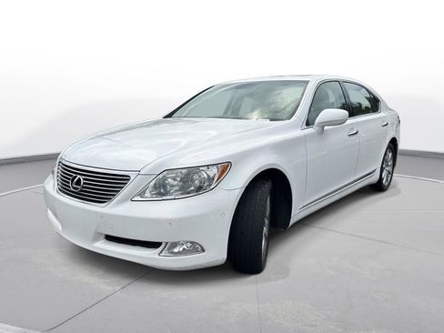 Used 2007 Lexus LS 460 L RWD image 2