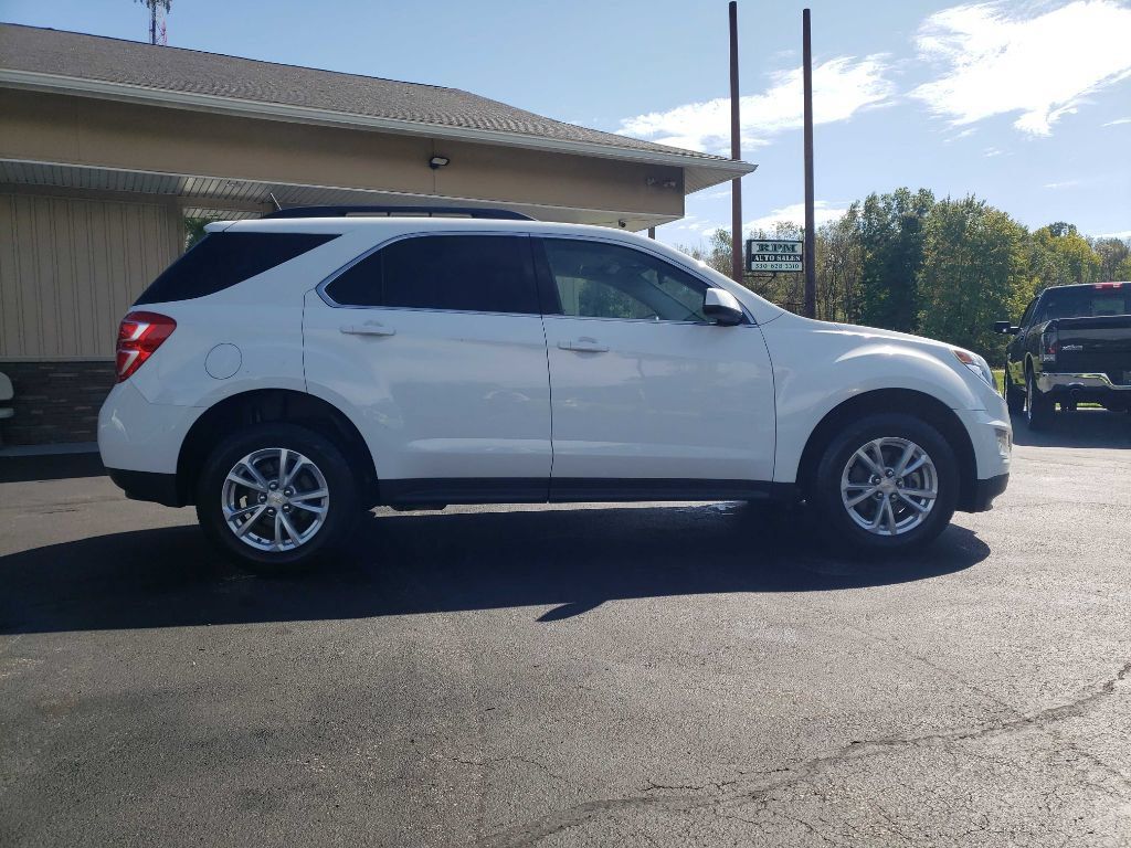 Used 2017 Chevrolet Equinox LT w/ Convenience Package AWD/4WD image 7