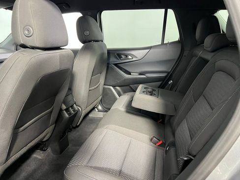 Used 2025 Chevrolet Equinox LT image 25