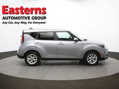 Used 2024 Kia Soul LX w/ Option Group 015 image 44