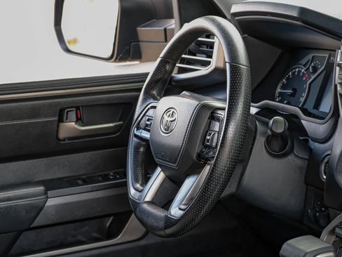 Used 2022 Toyota Tundra SR5 image 12