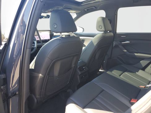 New 2027 Audi Q6 e-tron Premium Plus AWD/4WD image 14