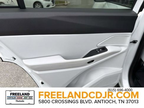 New 2026 Jeep Cherokee Limited image 13