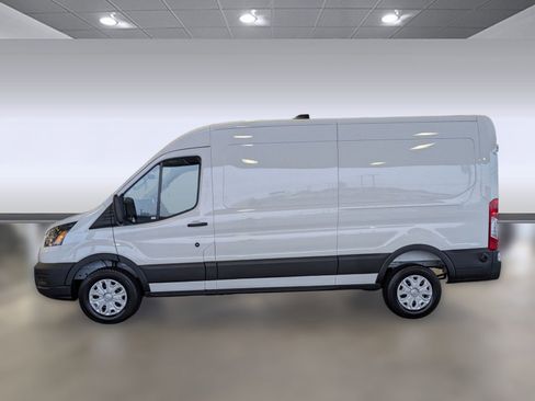 New 2026 Ford Transit 250 148 Medium Roof w/ Load Area Protection Package RWD image 2