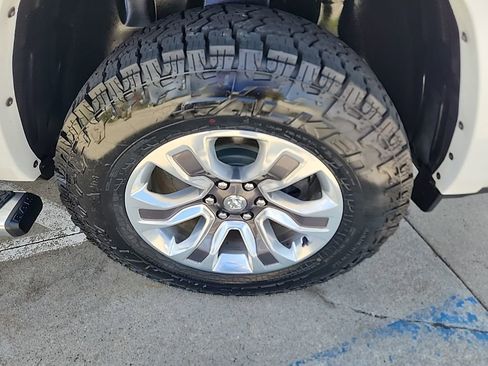 Certified 2022 RAM 1500 Limited image 26