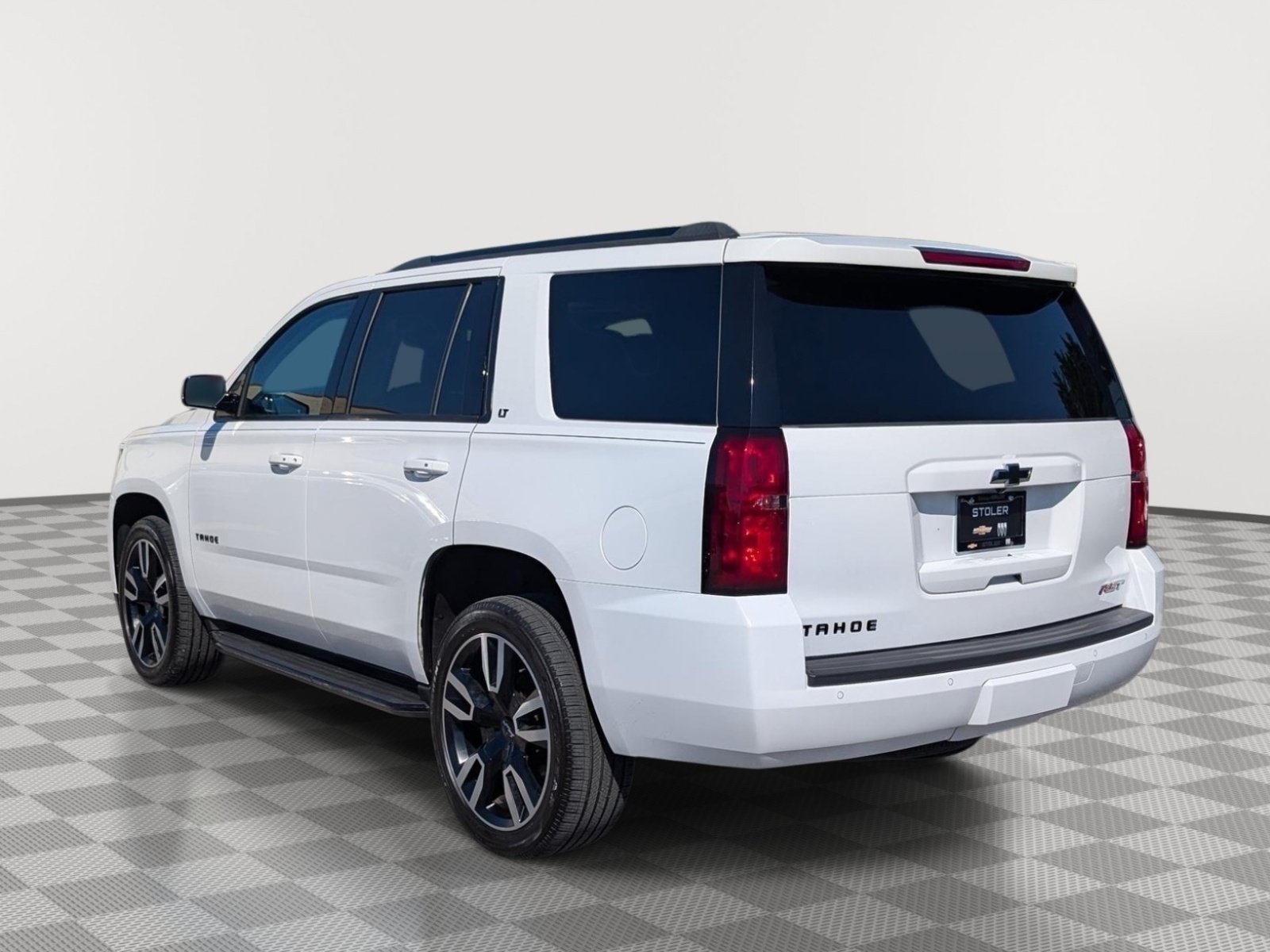 Used 2020 Chevrolet Tahoe LT w/ RST Edition AWD/4WD image 3