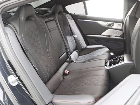Used 2026 BMW M850i xDrive AWD/4WD image 38