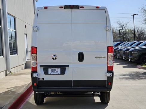 New 2026 RAM ProMaster 2500 FWD image 4