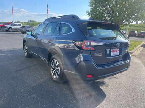 Used 2024 Subaru Outback AWD/4WD image 4