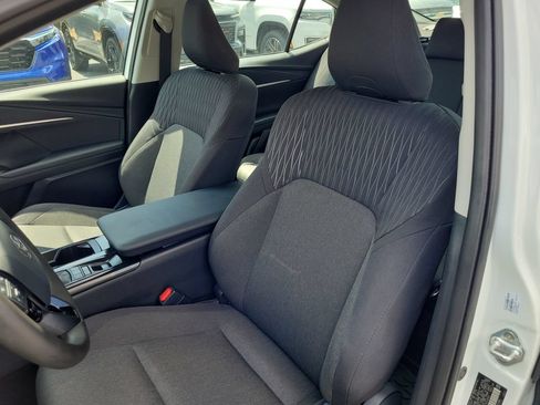 Used 2025 Toyota Camry LE FWD image 20