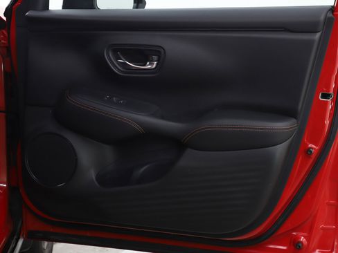 Used 2023 Honda HR-V Sport image 9