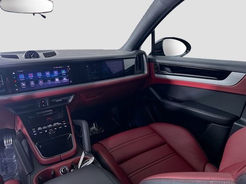 Certified 2026 Porsche Cayenne S image 25