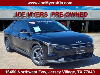 Certified 2025 Kia K4 LXS