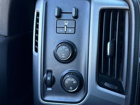 Used 2015 GMC Sierra 2500 SLE AWD/4WD image 22