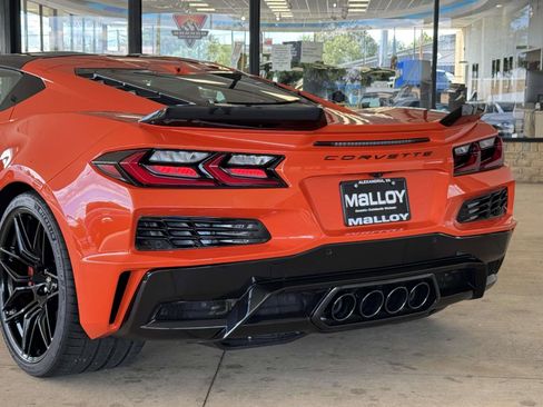 New 2025 Chevrolet Corvette Z06 image 7