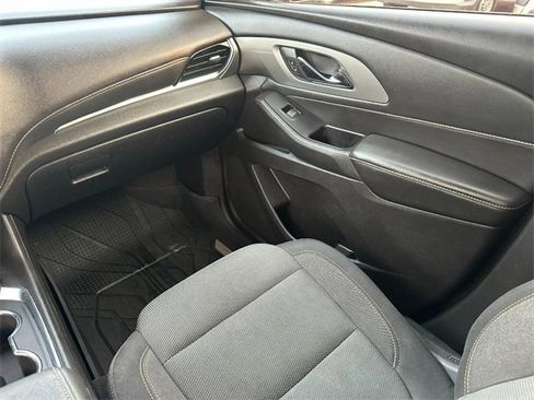 Certified 2019 Chevrolet Traverse LT image 16