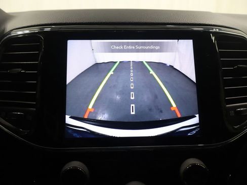 Certified 2021 Jeep Grand Cherokee Laredo X image 22