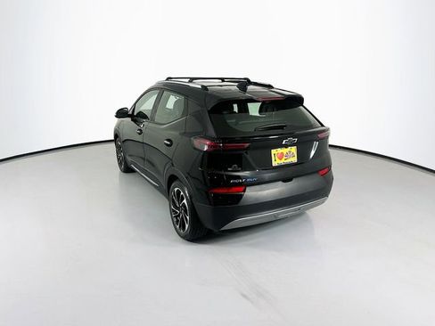 Used 2023 Chevrolet Bolt EUV Premier w/ Sun & Sound Package image 7