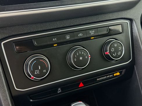 Used 2018 Volkswagen Atlas S image 17