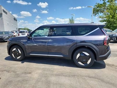 New 2026 Kia EV9 Light image 7