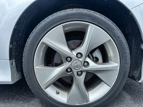 Used 2014 Toyota Camry SE FWD image 11