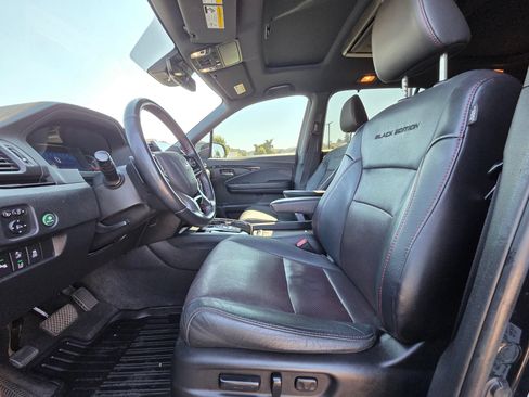 Used 2021 Honda Pilot Black Edition image 27