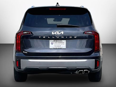 Used 2025 Kia Telluride S FWD image 7