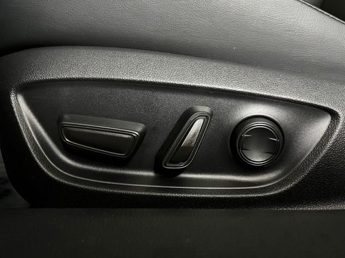 Certified 2024 Toyota Prius XLE image 14