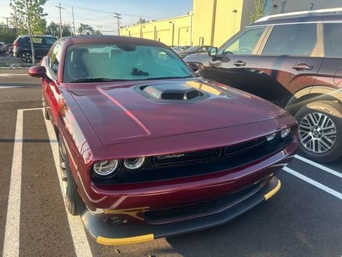 Used 2020 Dodge Challenger R/T Scat Pack w/ Shaker Package RWD image 1