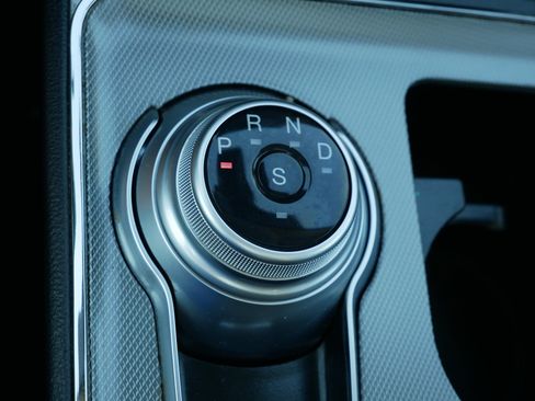 Used 2021 Ford Edge SEL w/ Convenience Package image 26