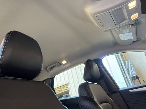 Used 2025 Ford Escape Platinum AWD/4WD image 19